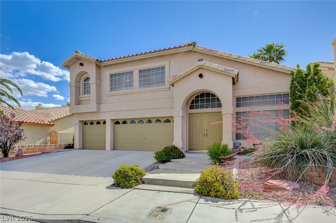 903 Squaw Peak Drive