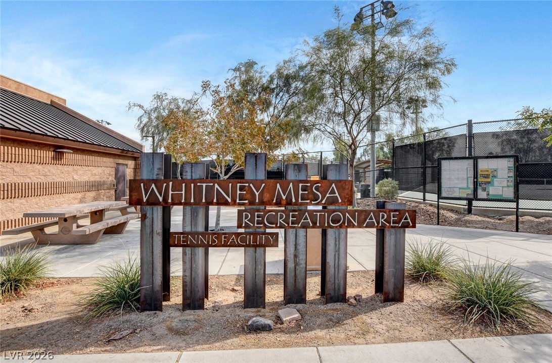 903 Squaw Peak Drive