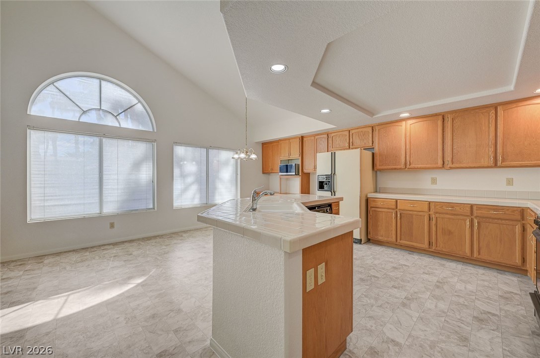 903 Squaw Peak Drive