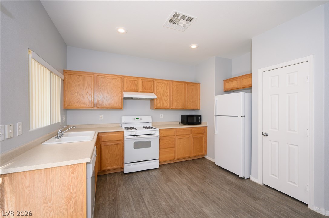 10637 Chickasaw Cedar Court