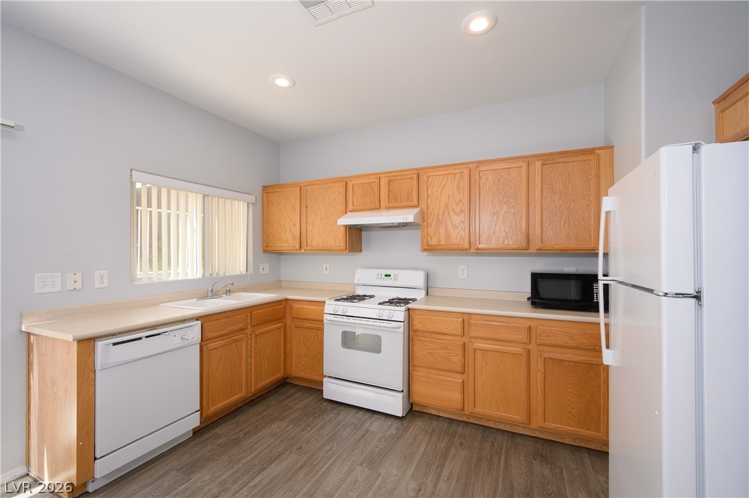 10637 Chickasaw Cedar Court