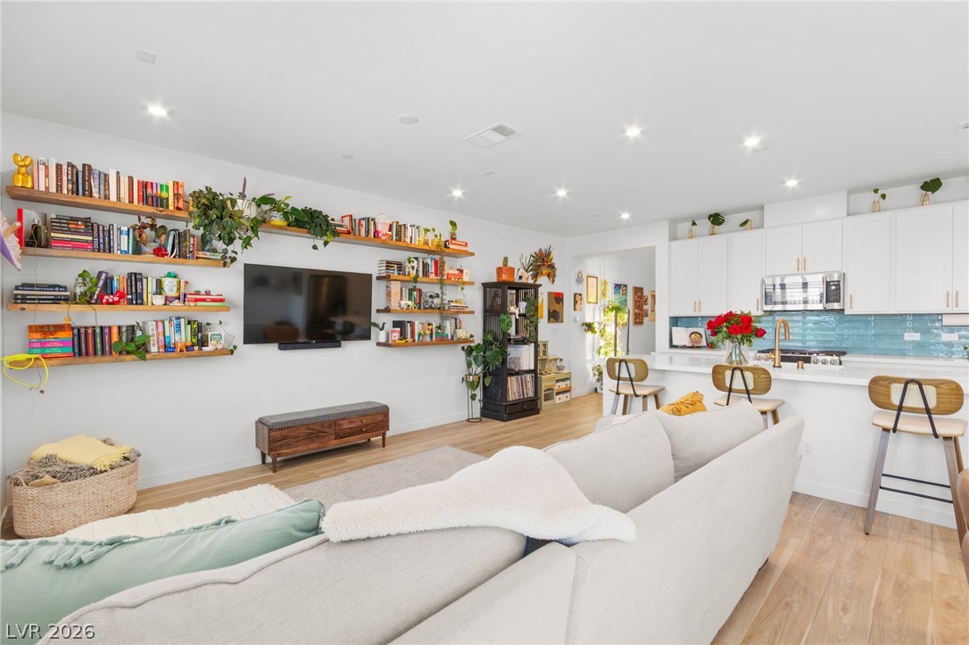 680 Echelon Street