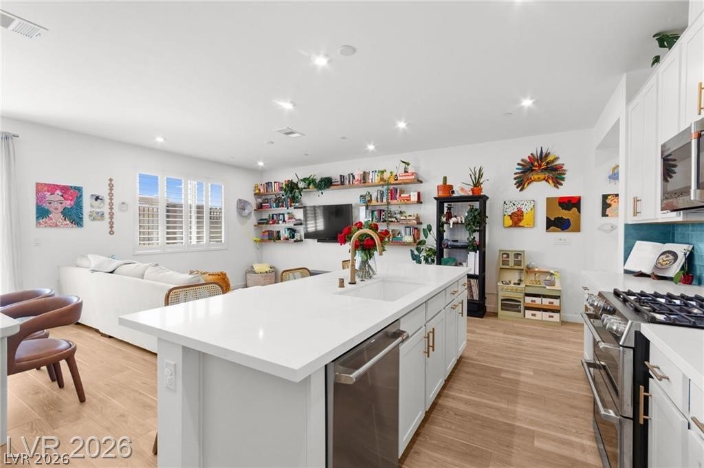 680 Echelon Street