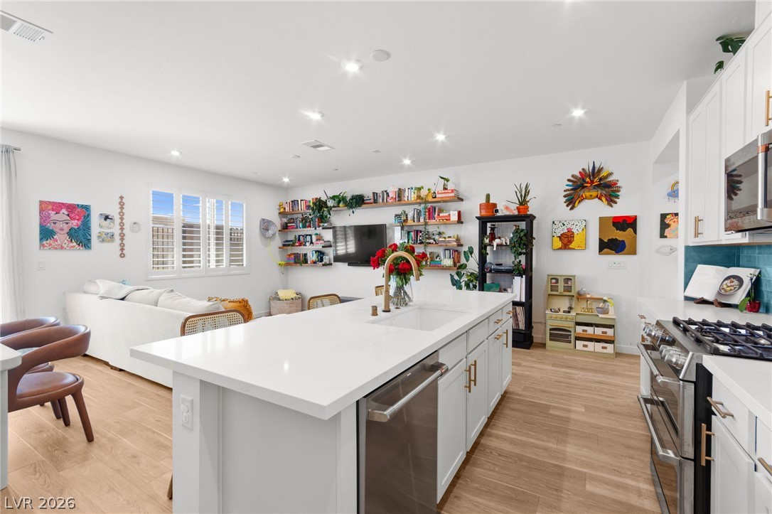 680 Echelon Street