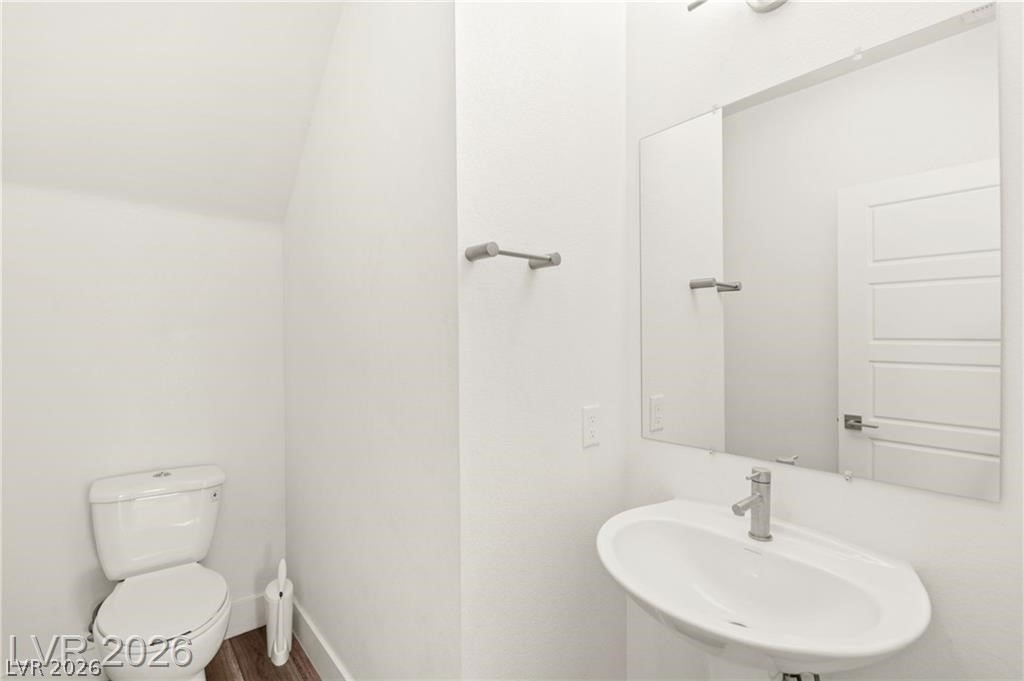 2860 Blue Key Court 2