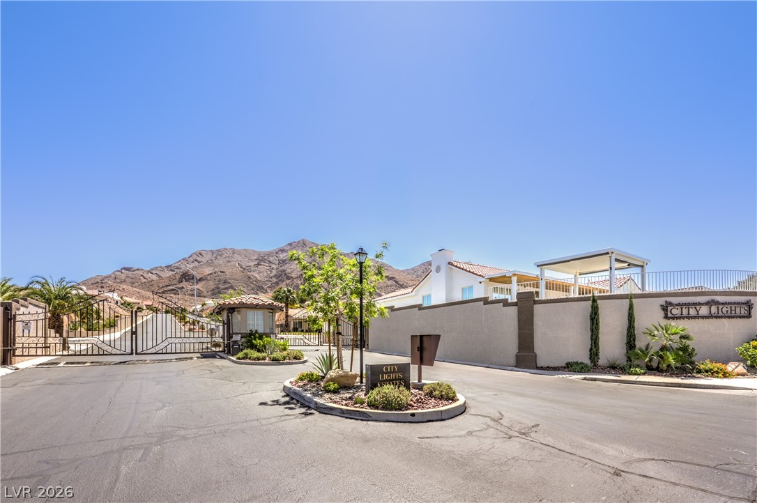 1840 Balzac Drive