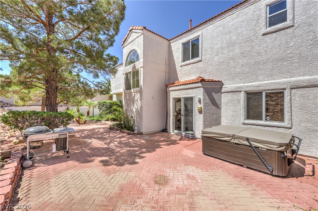 1840 Balzac Drive