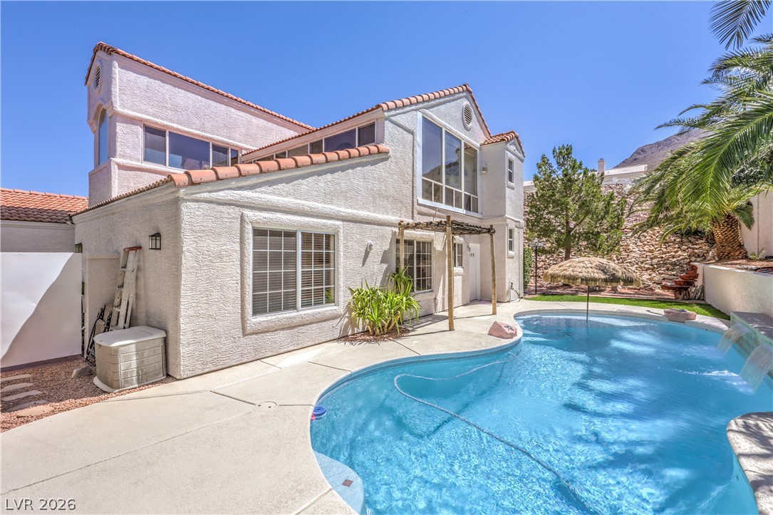 1840 Balzac Drive