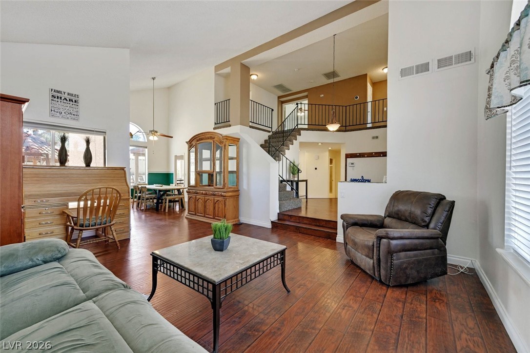 2613 Kanel Circle