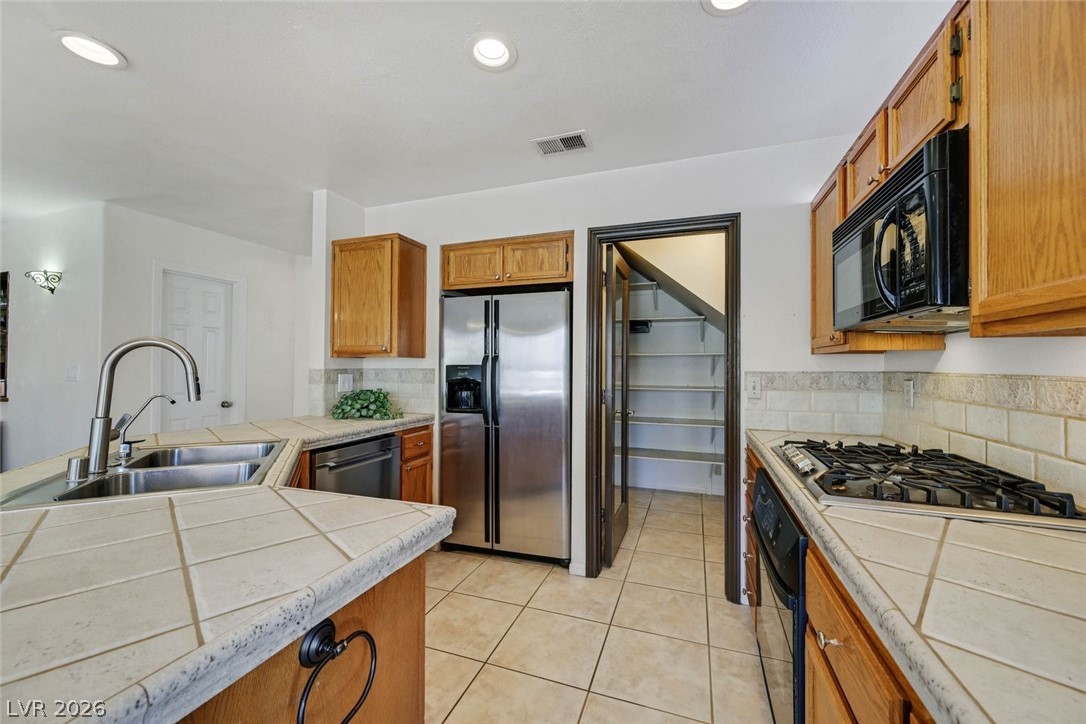 2613 Kanel Circle