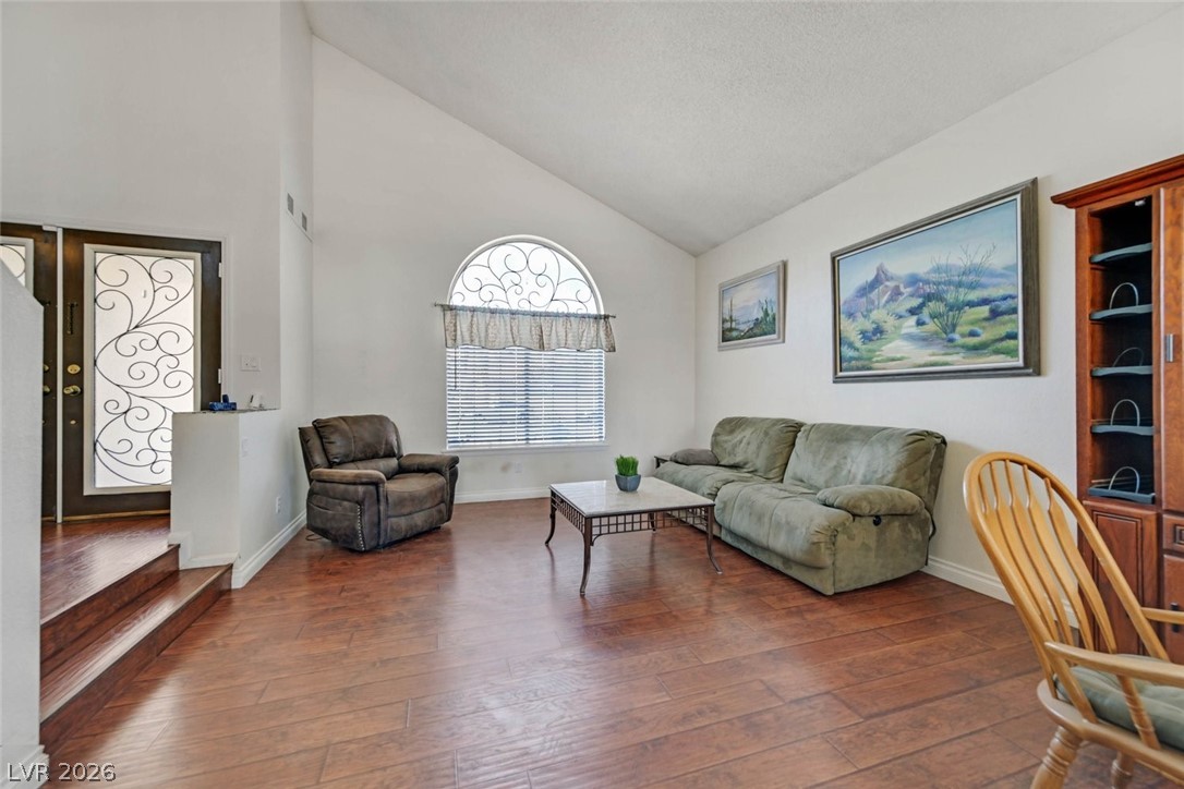 2613 Kanel Circle