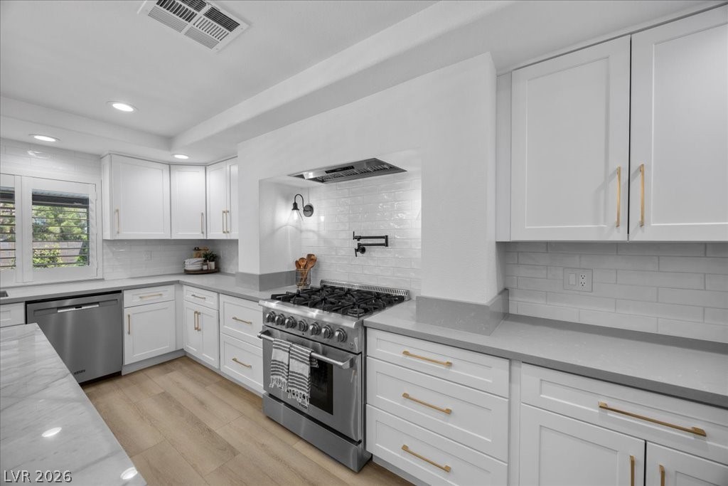 11120 Pentland Downs Street