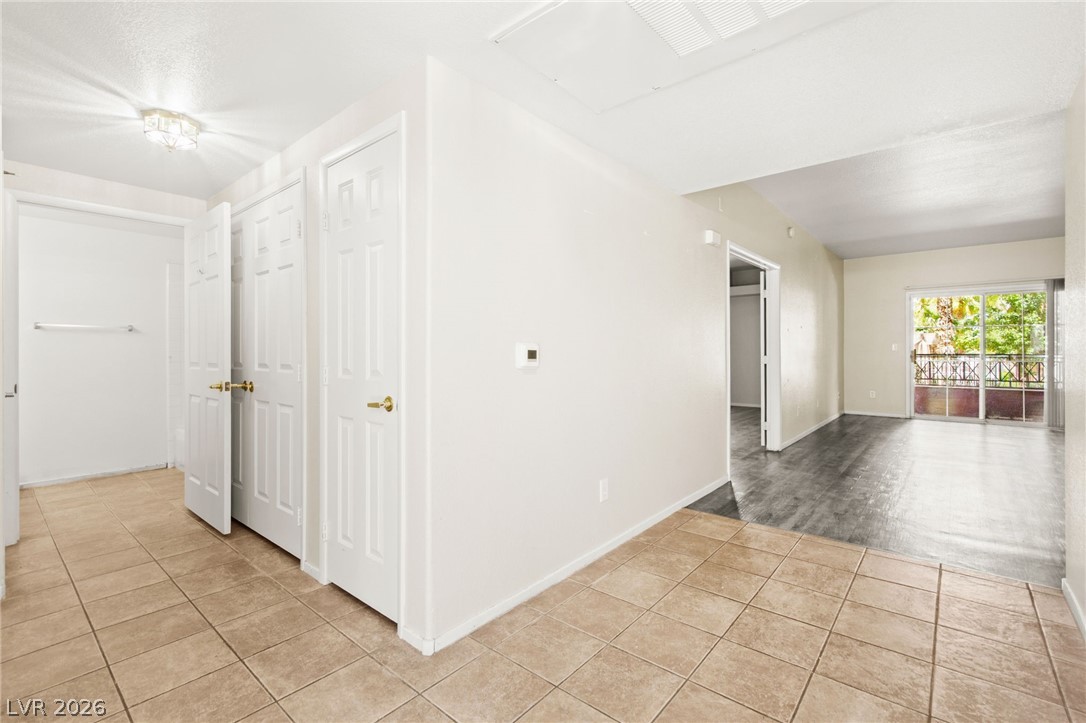 10524 Autumn Pine Avenue 105