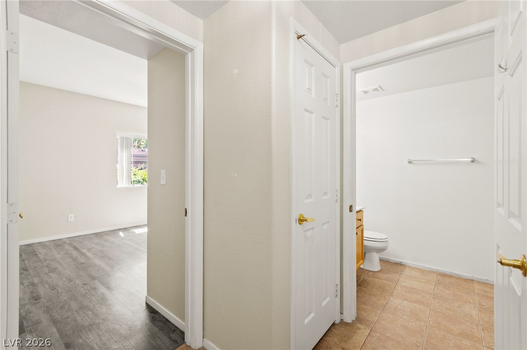 10524 Autumn Pine Avenue 105