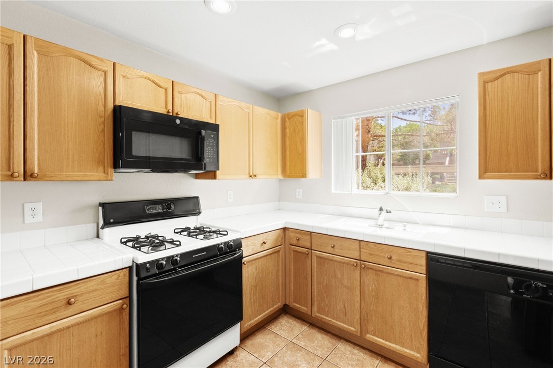 10524 Autumn Pine Avenue 105