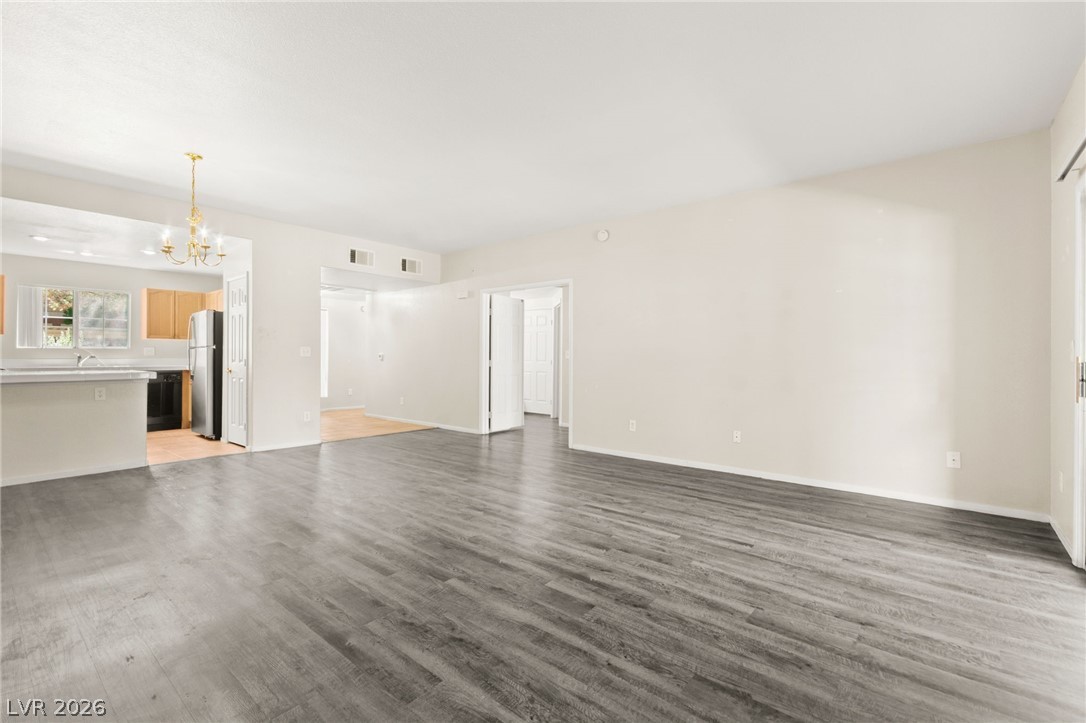 10524 Autumn Pine Avenue 105