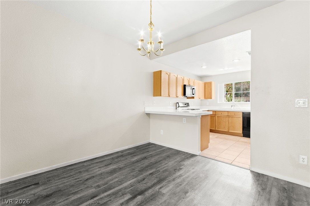 10524 Autumn Pine Avenue 105