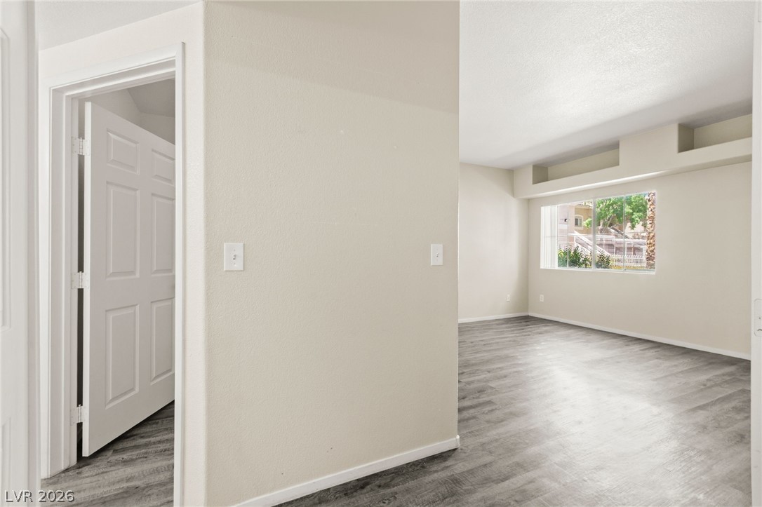 10524 Autumn Pine Avenue 105