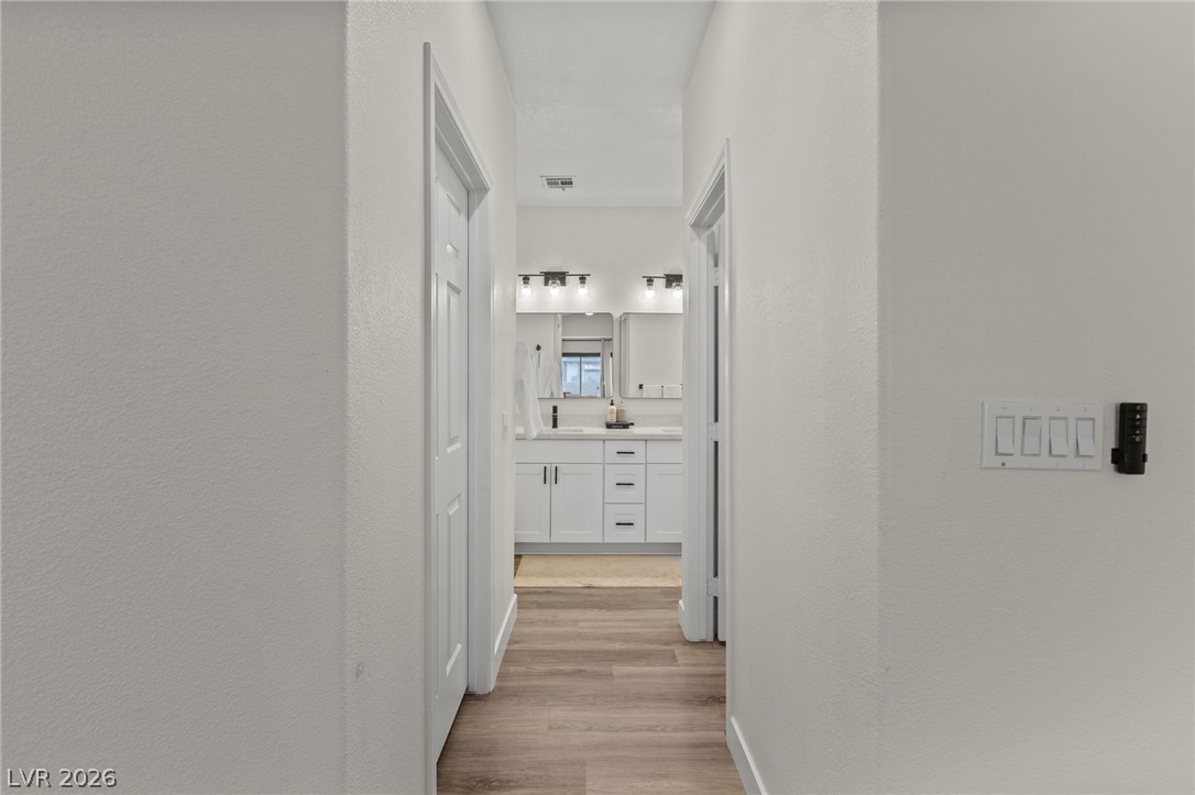 2212 Alanhurst Drive