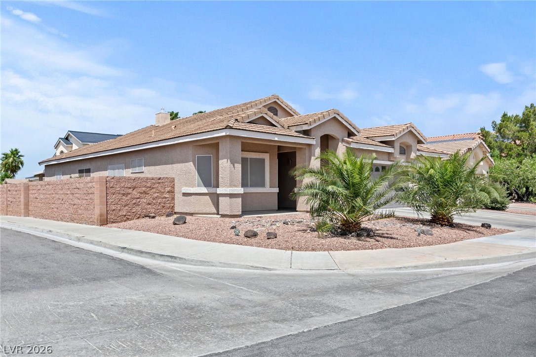 2212 Alanhurst Drive