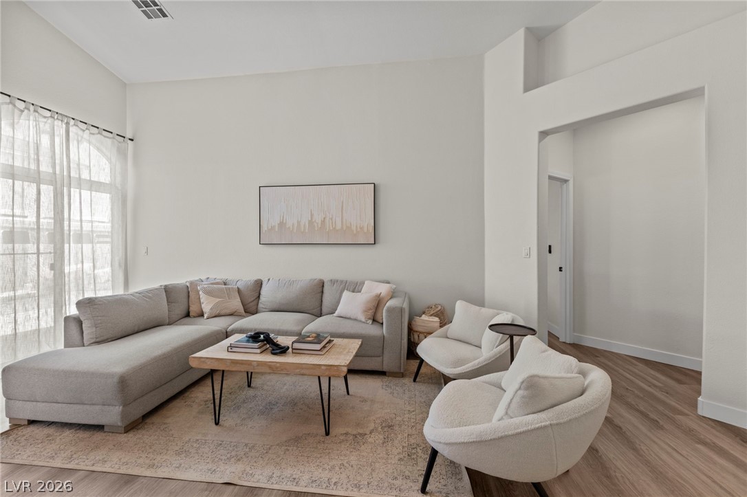 2212 Alanhurst Drive
