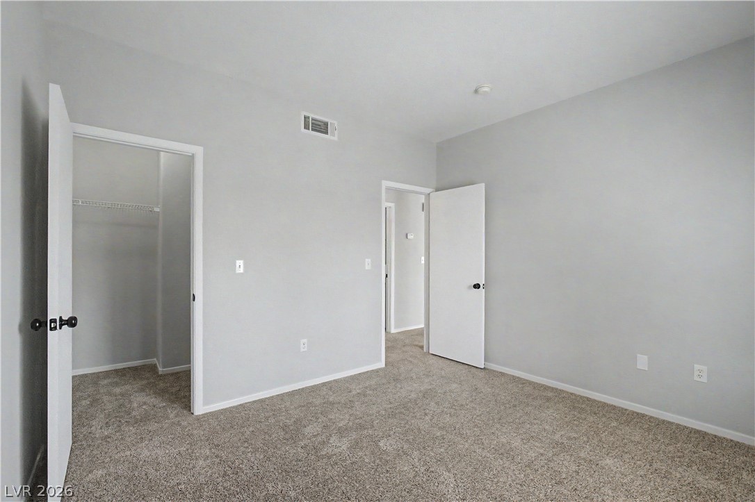 2101 Hussium Hills Street 207