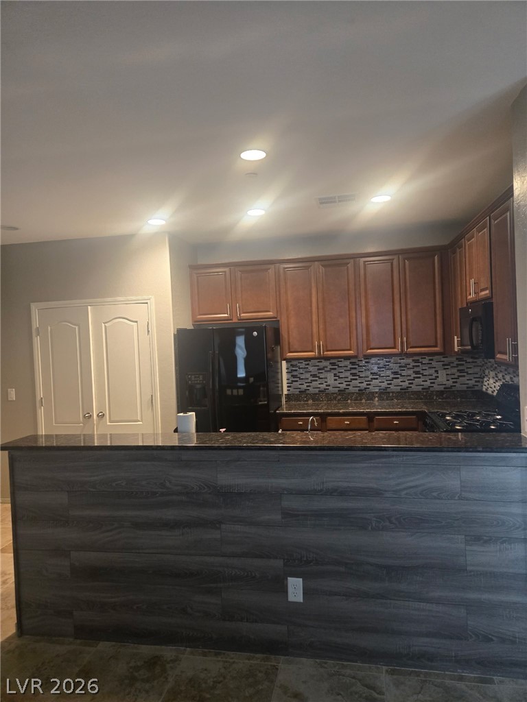 9036 Savvy Seam Court