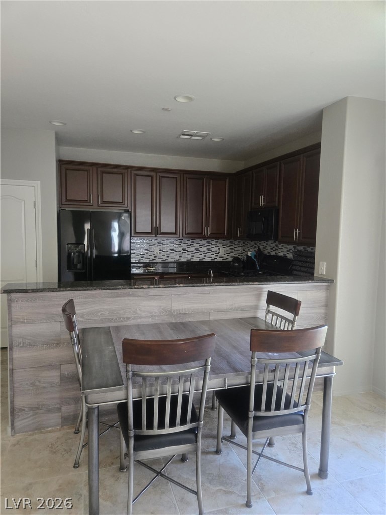 9036 Savvy Seam Court