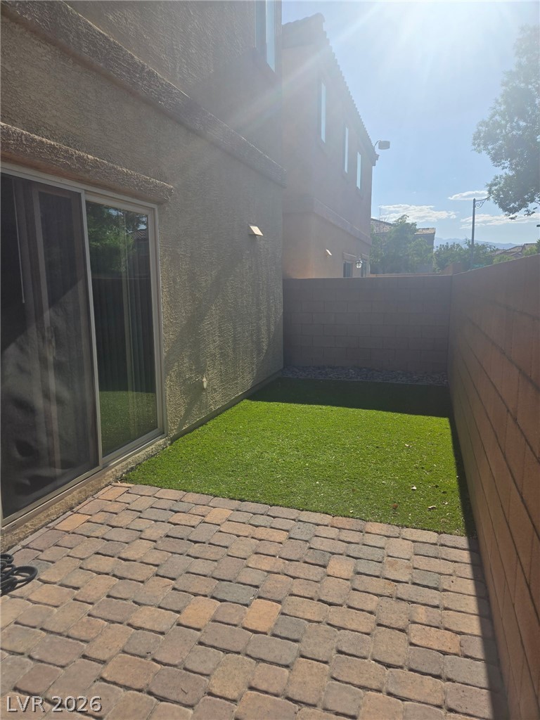 9036 Savvy Seam Court