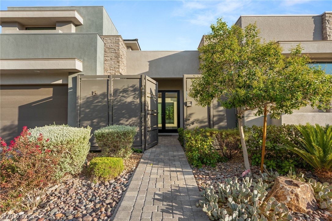 15 Gemstar Lane