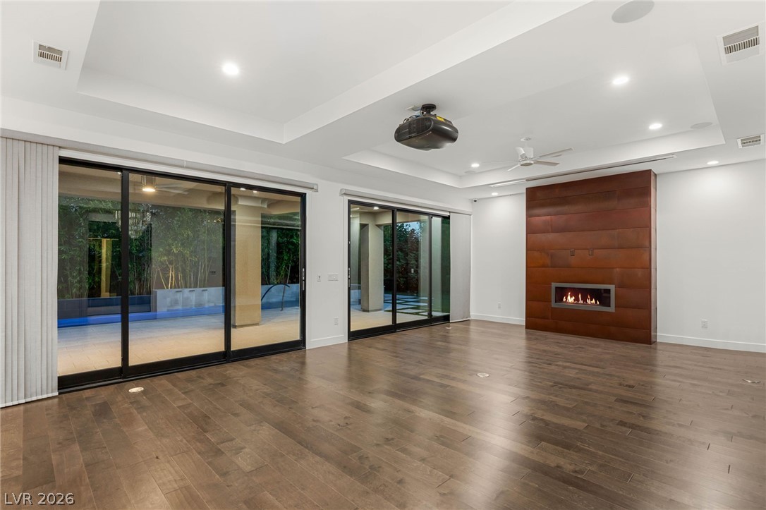 15 Gemstar Lane