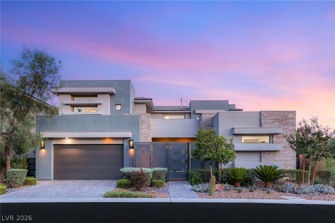 15 Gemstar Lane