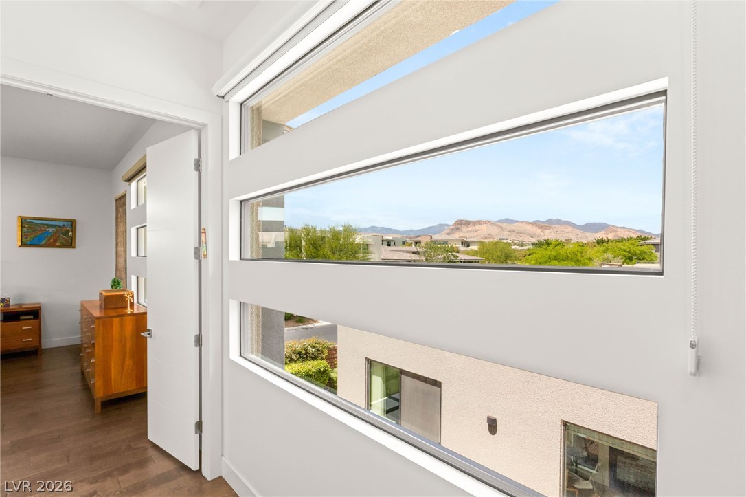 15 Gemstar Lane