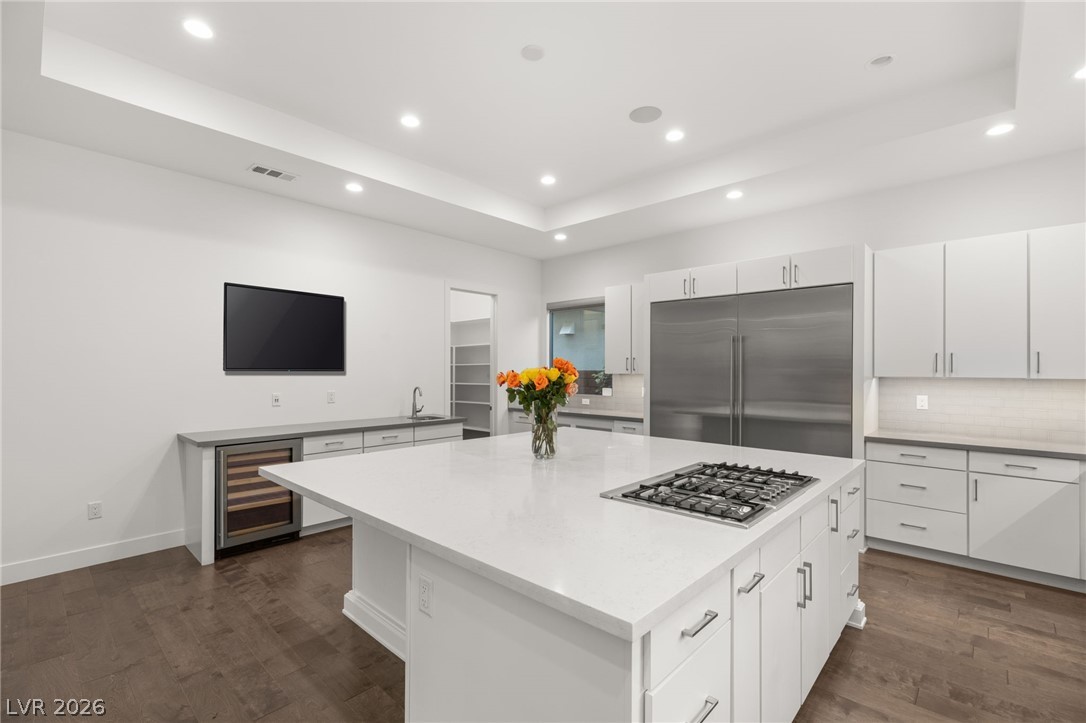 15 Gemstar Lane