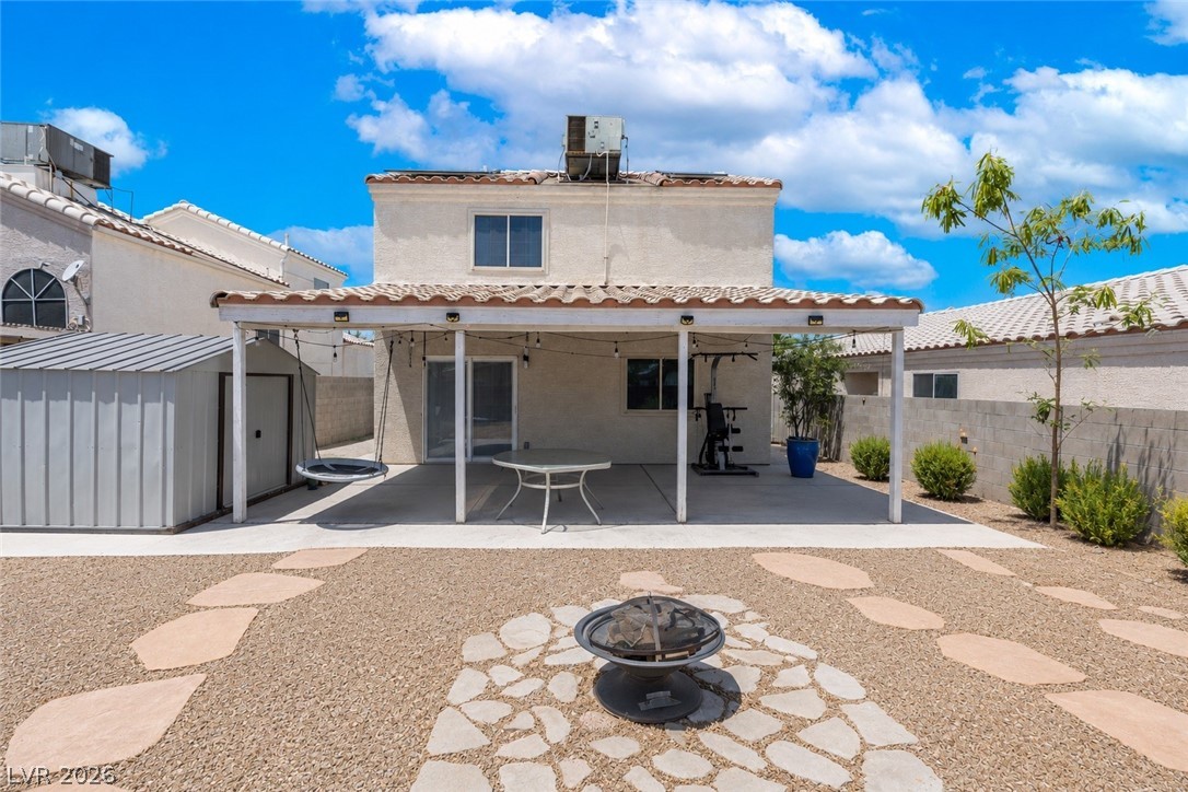 8209 Hydra Lane