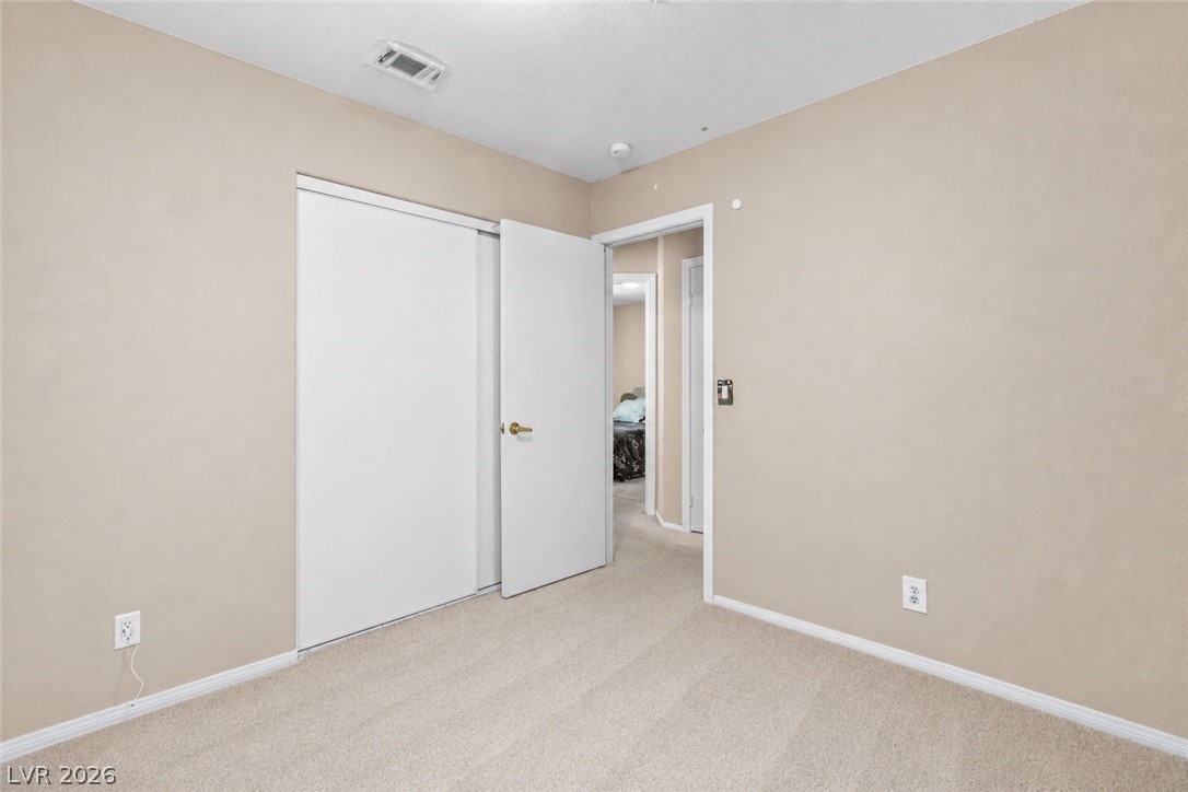 8209 Hydra Lane