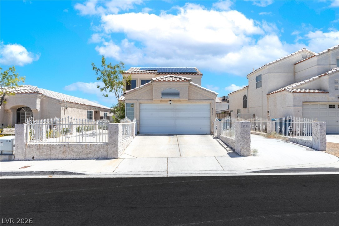 8209 Hydra Lane