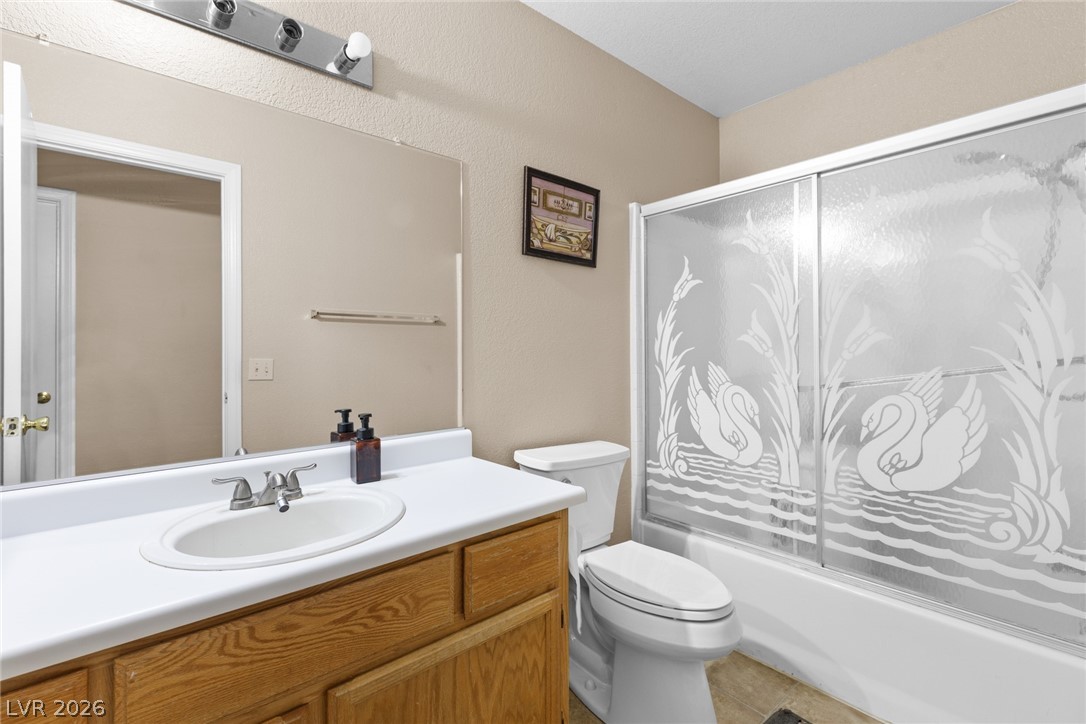 8209 Hydra Lane