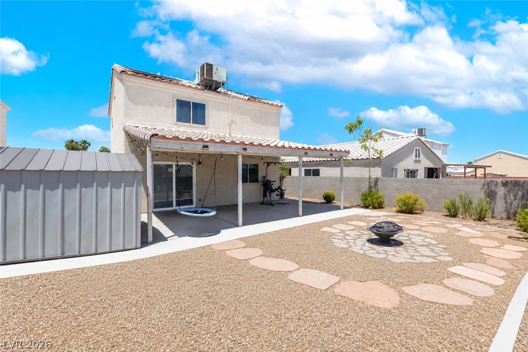 8209 Hydra Lane