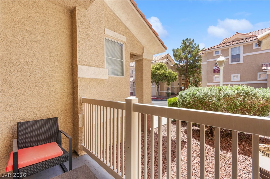 5855 Valley Drive 1077