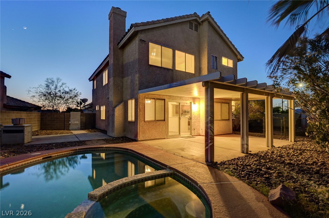 2462 Cavern Cove Way