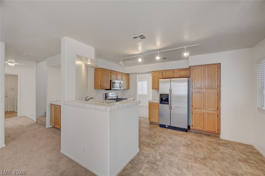 2462 Cavern Cove Way