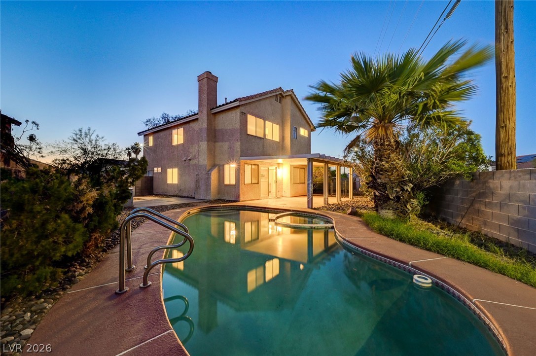 2462 Cavern Cove Way