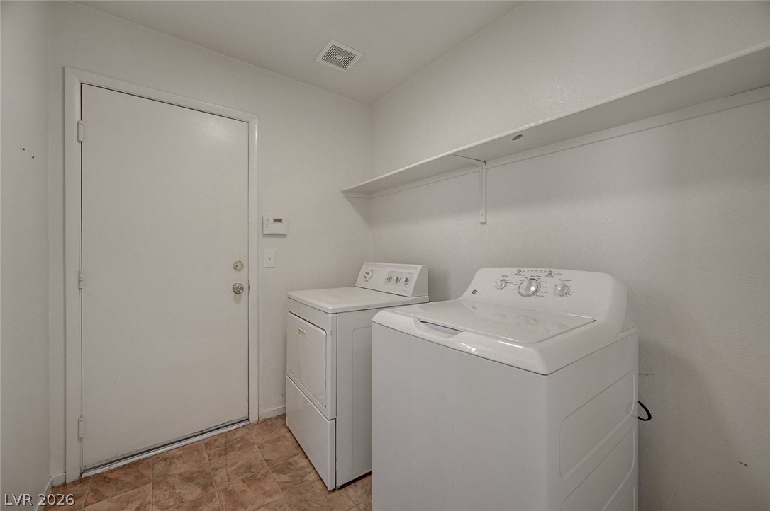 2462 Cavern Cove Way