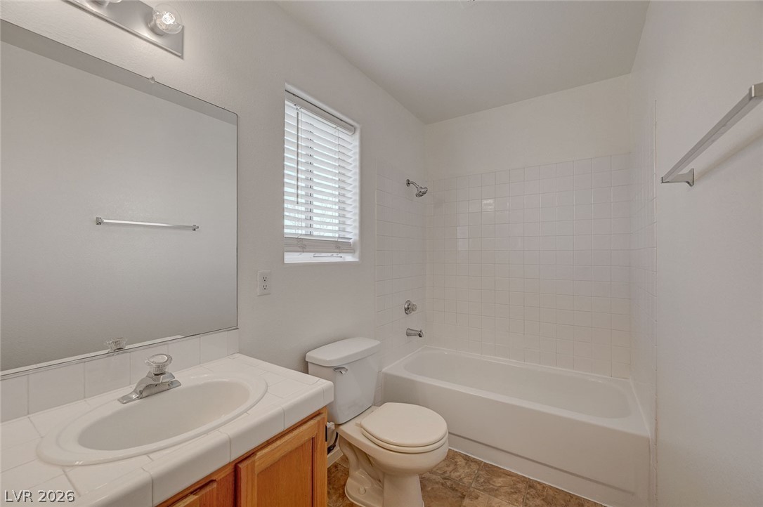 2462 Cavern Cove Way