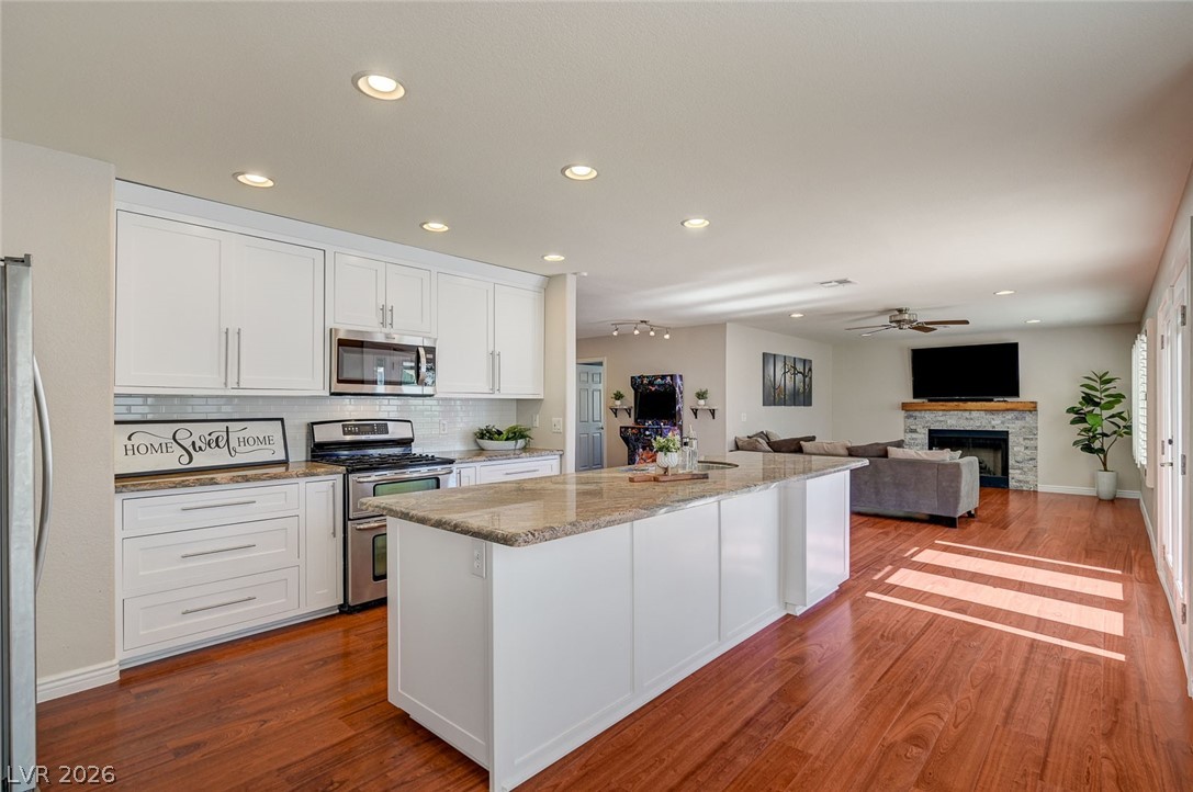3100 Stern Drive