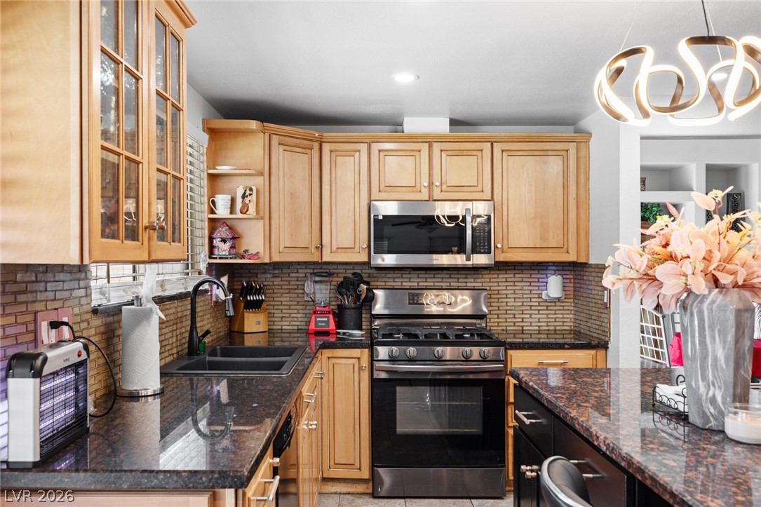6779 Shelter Lane