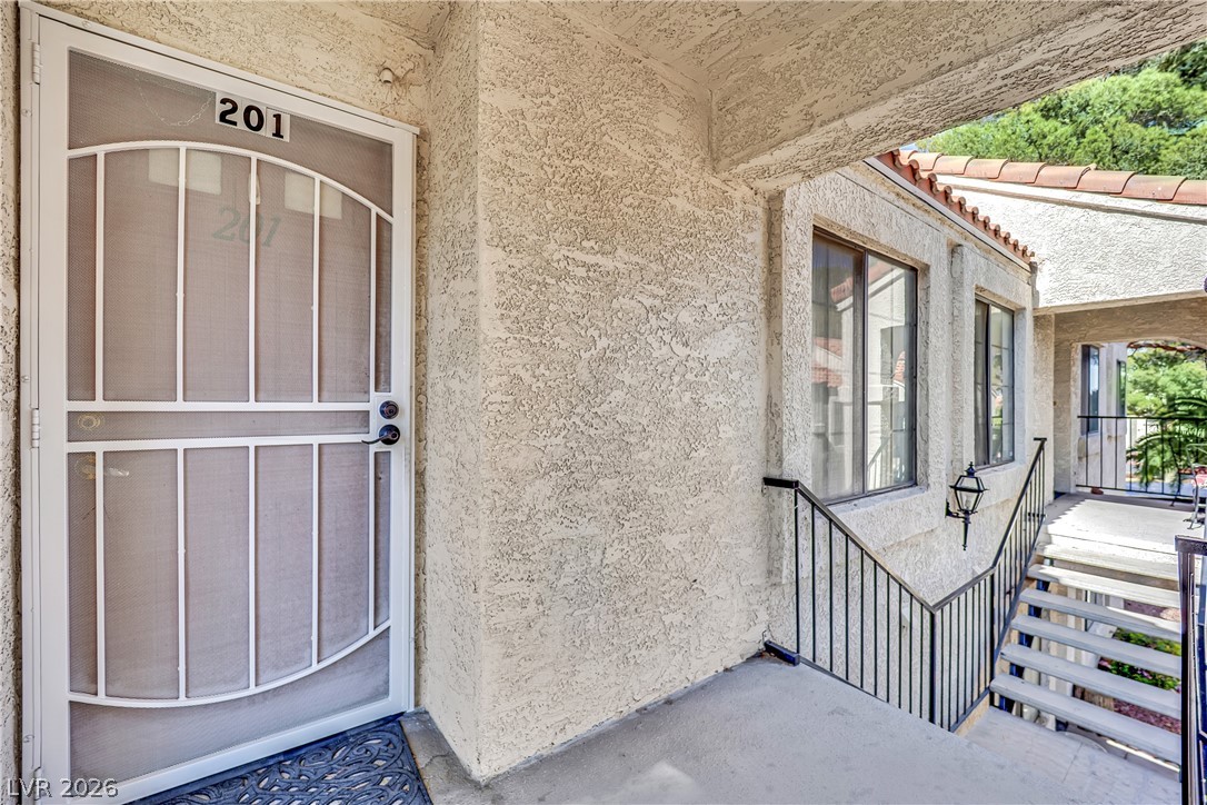 4831 Nara Vista Way 201
