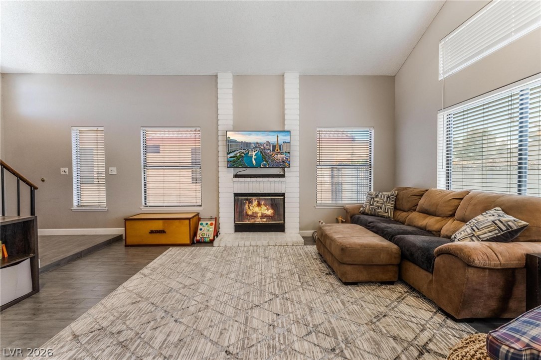 6673 Pleasant Plains Way