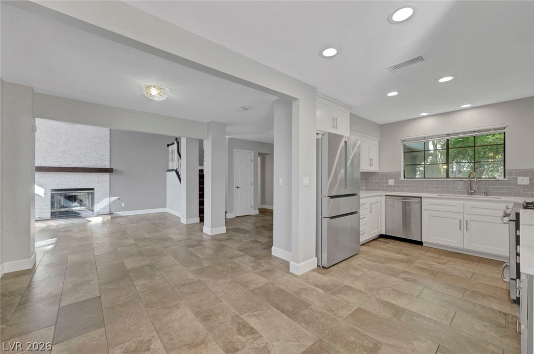 5253 Drifting Sands Court